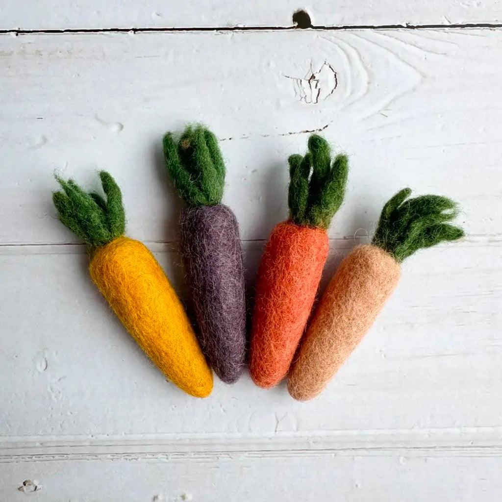 Felt Small Heirloom Carrot