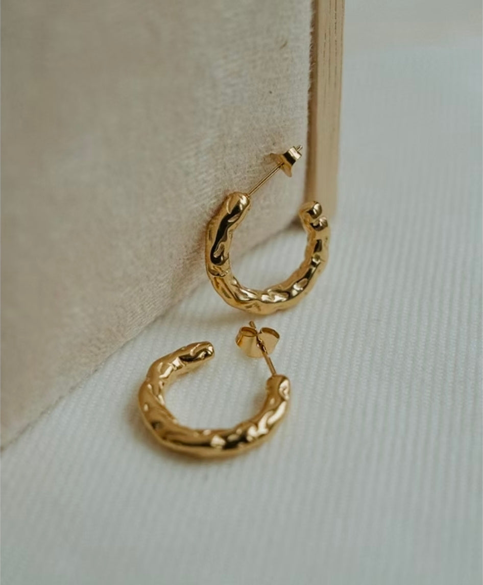 Scottie Earring
