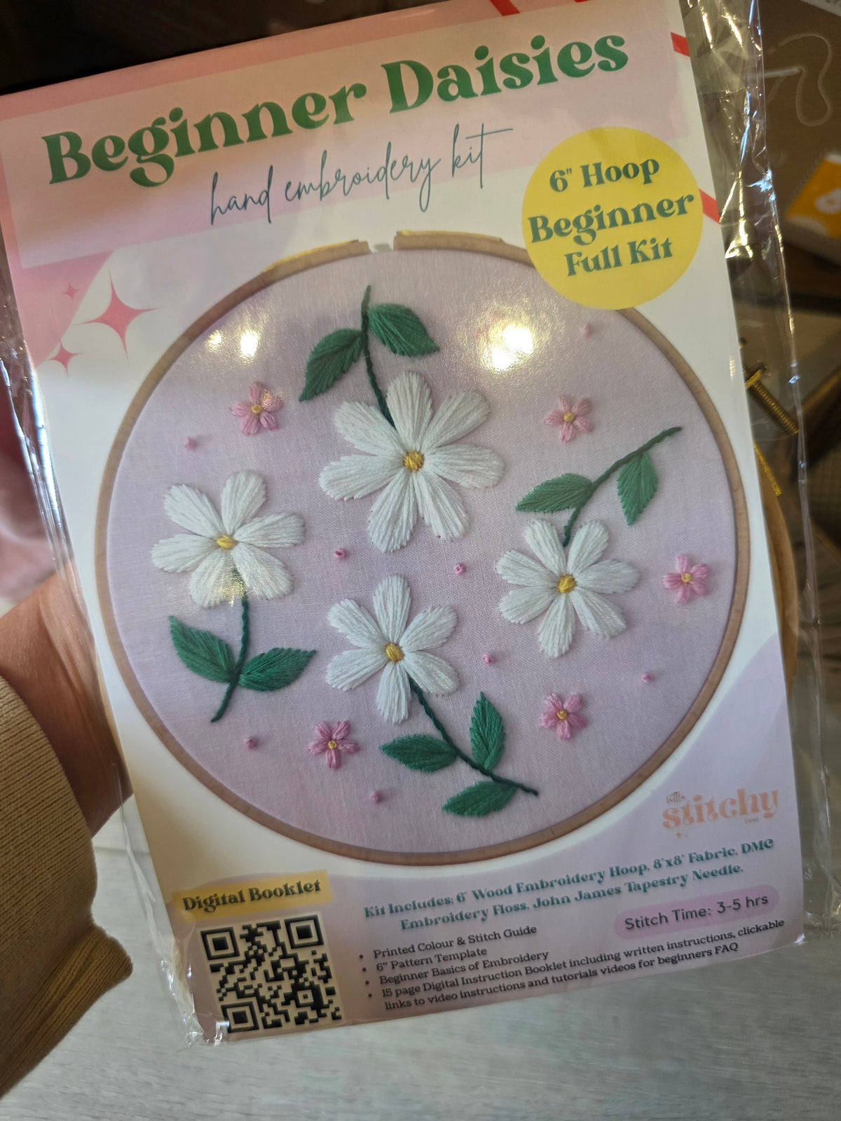 6" Beginner Floral Hand Embroidery Kit- Daisies