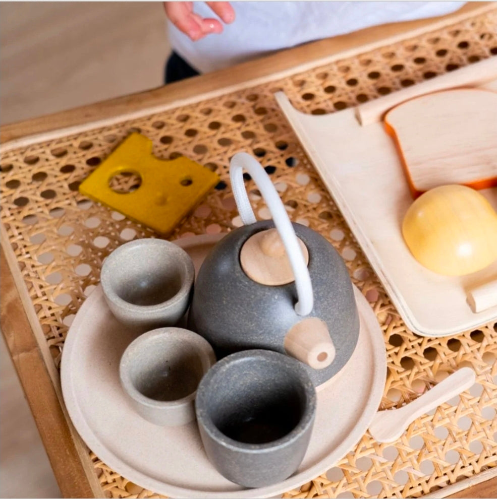 Classic Tea Set